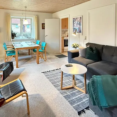 2 Bedroom Awesome In *