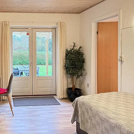 2 Bedroom Awesome In *